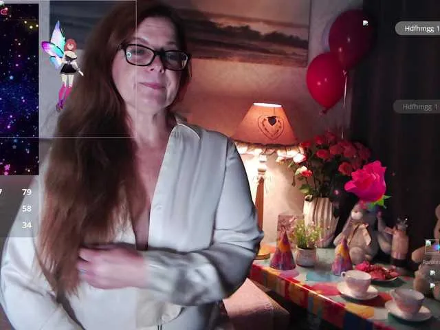 Live sex webcam photo for HelenBerg #291697929