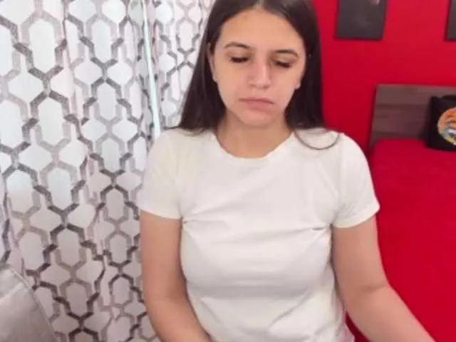 Live sex webcam photo for HelenBrownie #273610964