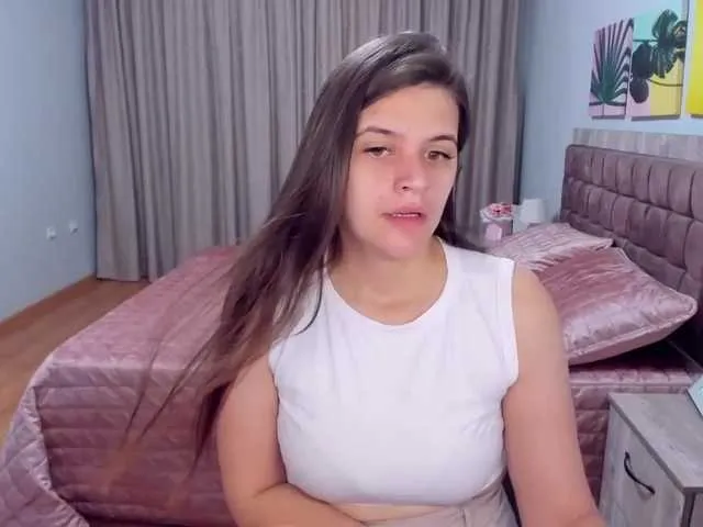 Live sex webcam photo for HelenBrownie #273793841