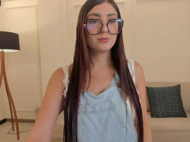 Live sex webcam photo for HelenCraft #276507216