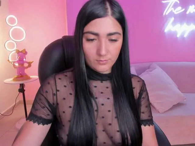 Live sex webcam photo for HelenCraft #277441245