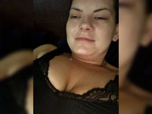 Live sex webcam photo for HelenHera #278173697