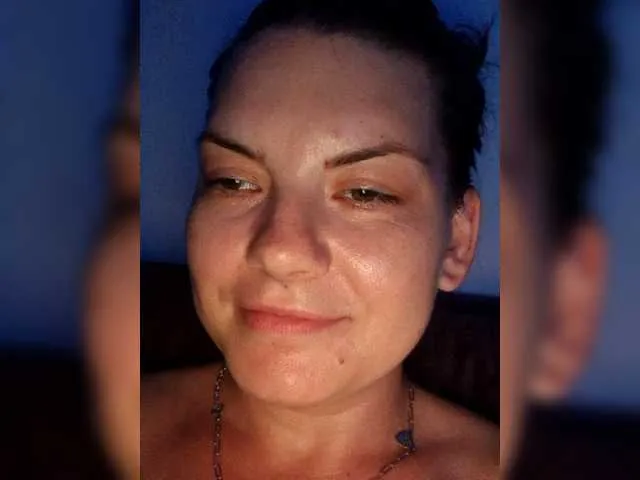Live sex webcam photo for HelenHera #278176032