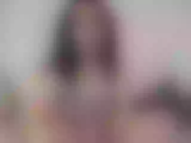 Live sex webcam photo for HelenKiss31Lee #291371352