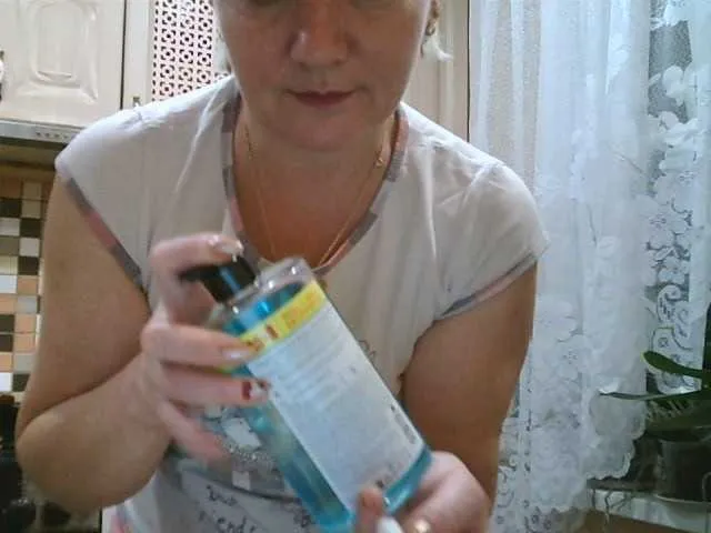 Live sex webcam photo for HelenLike #274313909