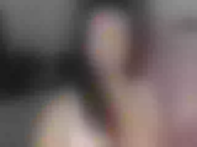 Live sex webcam photo for HelenSHOW1 #290179037