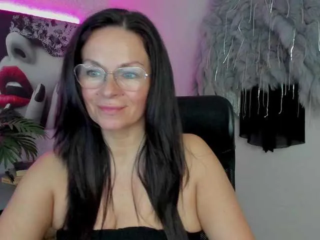 Live sex webcam photo for HelenSHOW1 #291013106