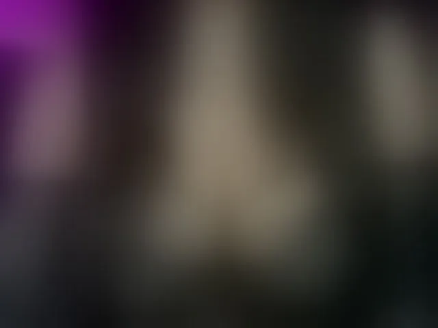 Live sex webcam photo for HelenSHOW1 #292441819