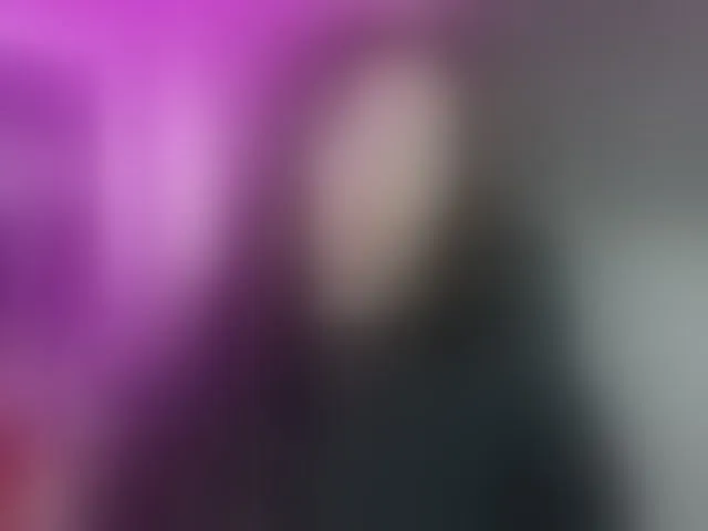 Live sex webcam photo for HelenSHOW1 #292527888