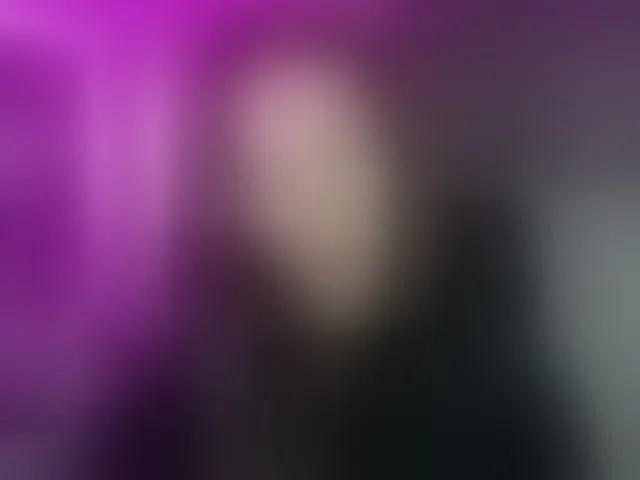 Live sex webcam photo for HelenSHOW1 #292585076