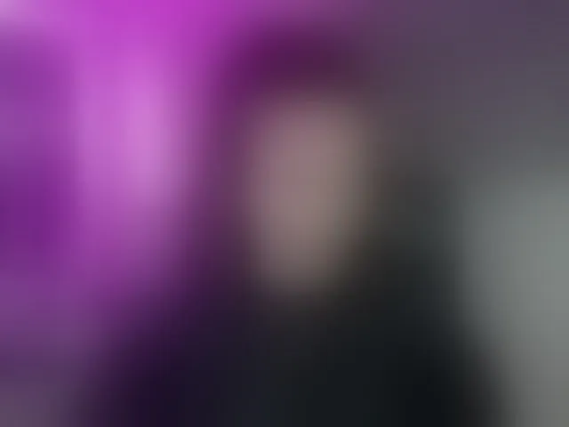 Live sex webcam photo for HelenSHOW1 #292620373