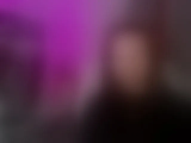 Live sex webcam photo for HelenSHOW1 #293591338