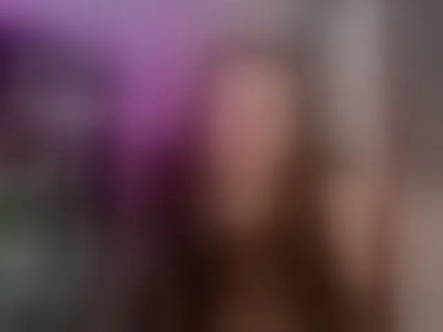 Live sex webcam photo for HelenSHOW1 #293780167