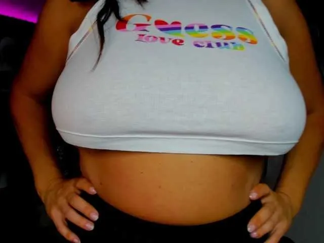 Live sex webcam photo for HelenSHOW1 #293905548