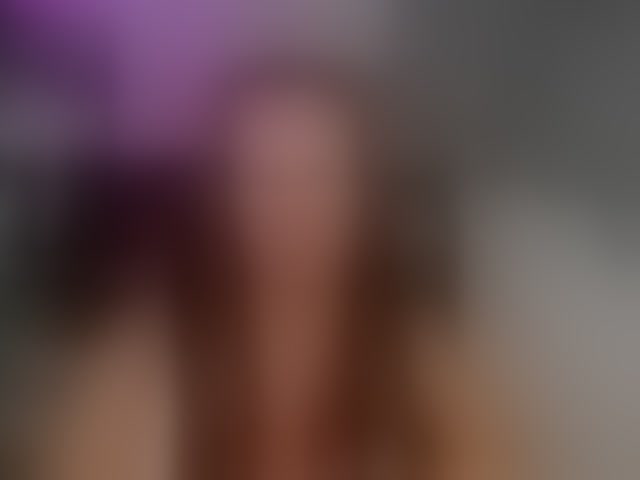 Live sex webcam photo for HelenSHOW1 #294085797
