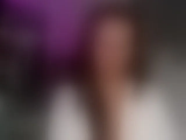 Live sex webcam photo for HelenSHOW1 #294172381