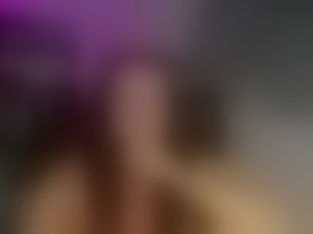 Live sex webcam photo for HelenSHOW1 #294213158