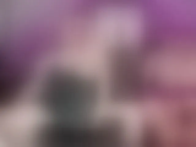 Live sex webcam photo for HelenStarUK #294011914
