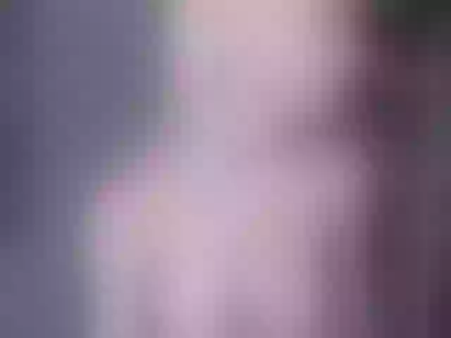 Live sex webcam photo for HelenThomas #276590524