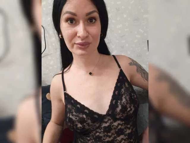 Live sex webcam photo for Helena27002 #276568611