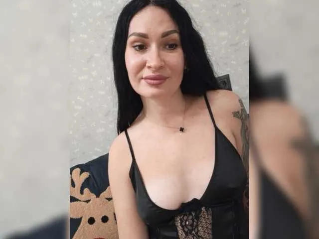 Live sex webcam photo for Helena27002 #276581603