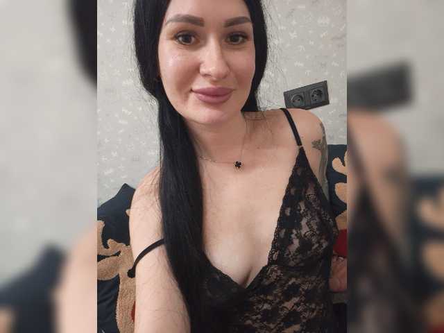 Live sex webcam photo for Helena27002 #276792478