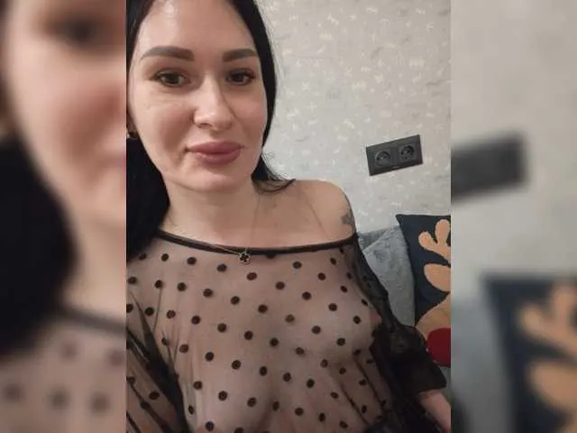 Live sex webcam photo for Helena27002 #276860744