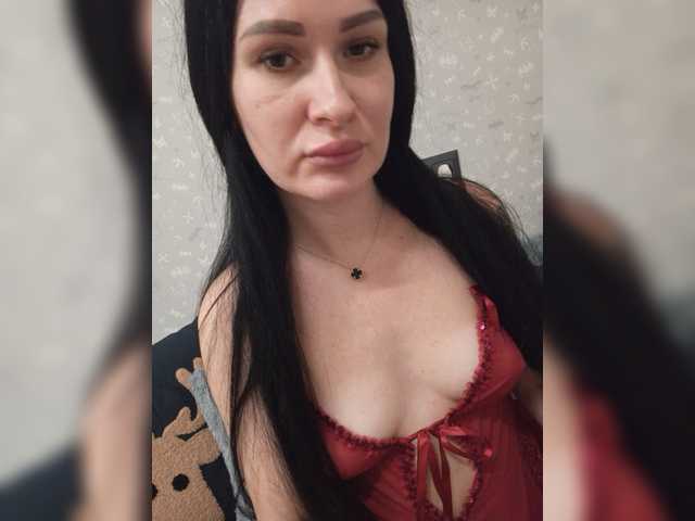 Live sex webcam photo for Helena27002 #276862192