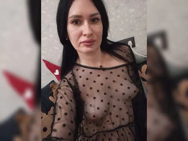 Live sex webcam photo for Helena27002 #277001692