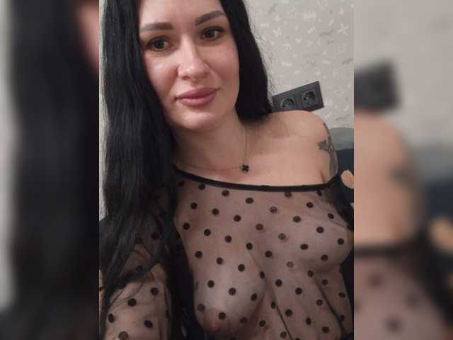 Live sex webcam photo for Helena27002 #277093890