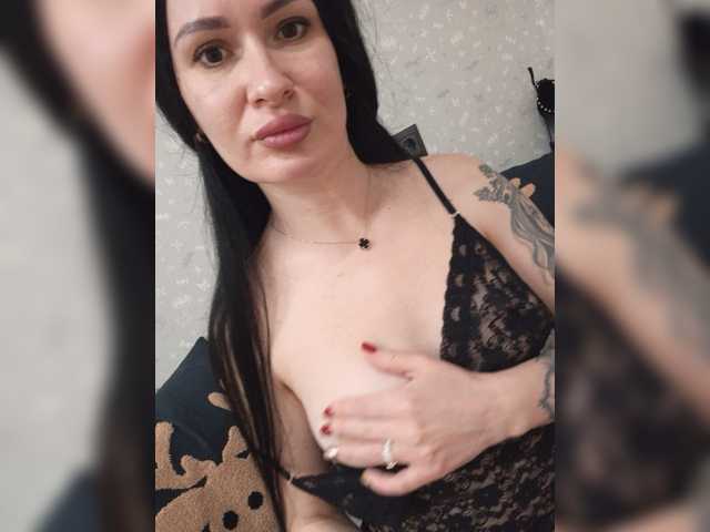 Live sex webcam photo for Helena27002 #277209125