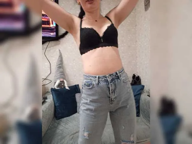 Live sex webcam photo for Helena27002 #277506277