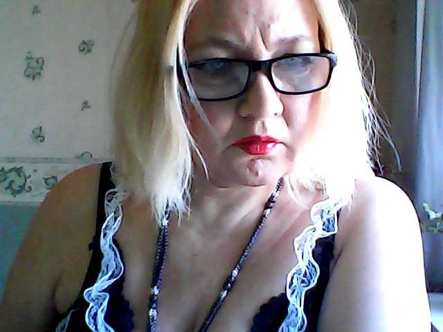 Live sex webcam photo for HelenaGloss #277400307