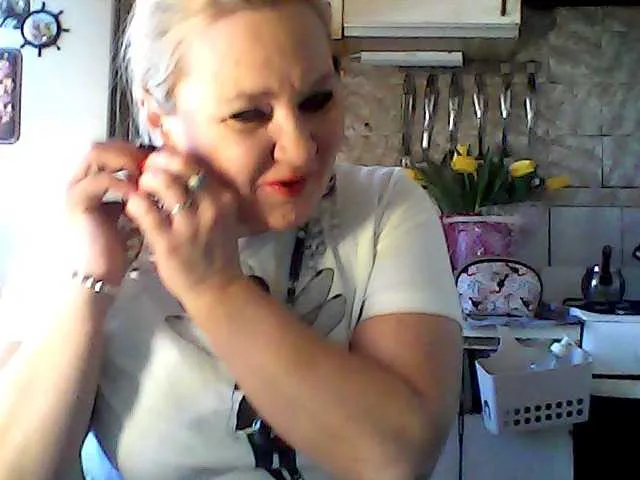 Live sex webcam photo for HelenaGloss #277469106