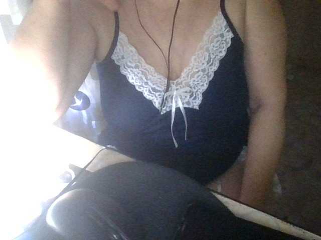 Live sex webcam photo for HelenaGloss #277609823