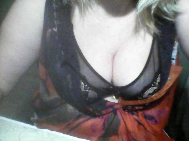 Live sex webcam photo for HelenaGloss #277889920