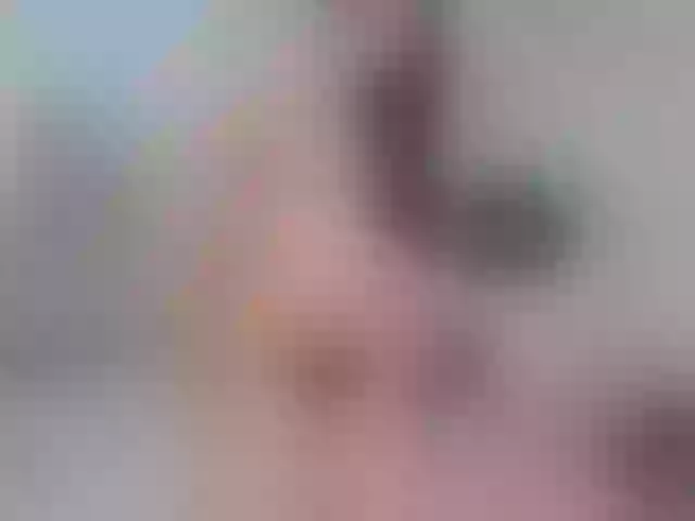 Live sex webcam photo for HelenaGrey #276388351