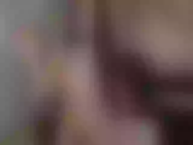 Live sex webcam photo for HelenaGrey #276771334