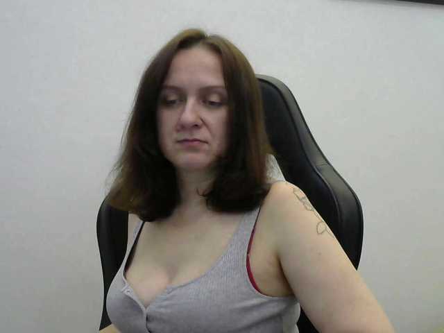 Live sex webcam photo for HelenaSmith #277805487