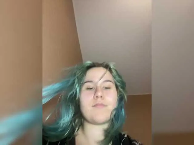 Live sex webcam photo for HelgaBillions #291434353