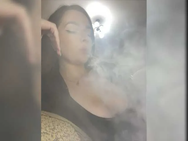 Live sex webcam photo for HellMor #276738162