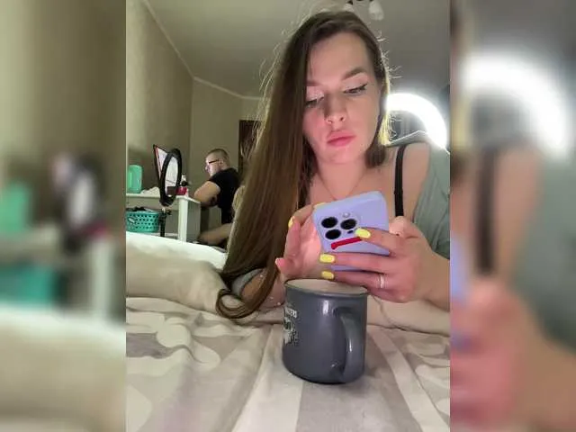 Live sex webcam photo for HellMor #289610944