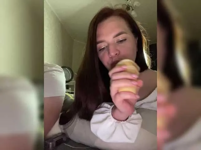 Live sex webcam photo for HellMor #291504663