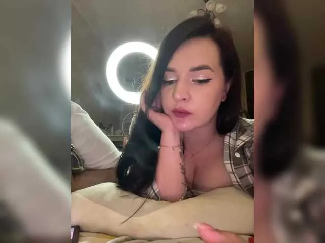 Live sex webcam photo for HellMor #291628262