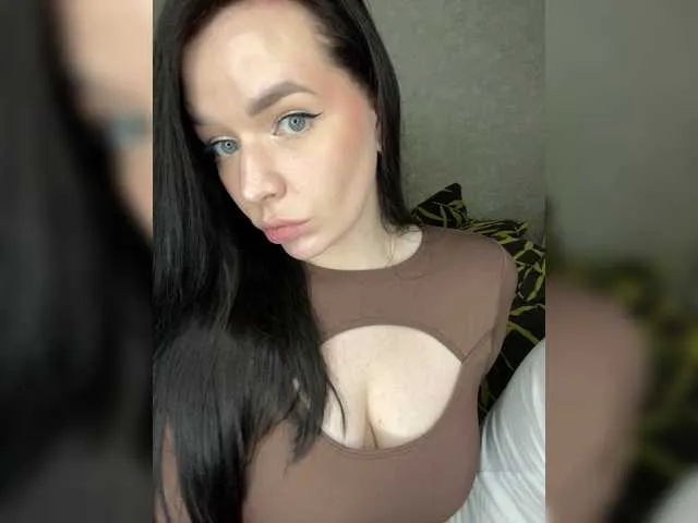 Live sex webcam photo for HellMor #291812708