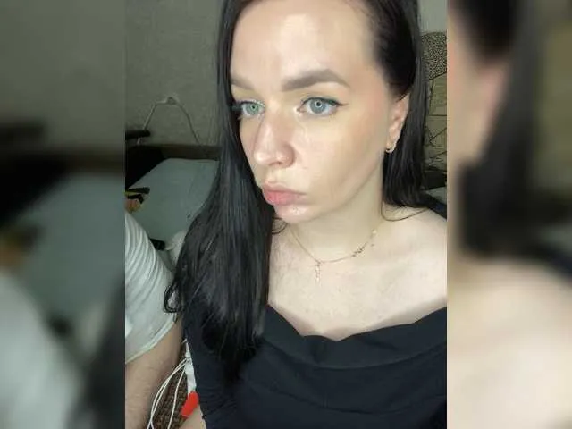 Live sex webcam photo for HellMor #291820606