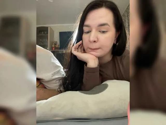 Live sex webcam photo for HellMor #291897516