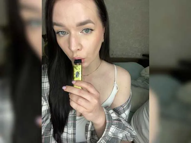 Live sex webcam photo for HellMor #291960387