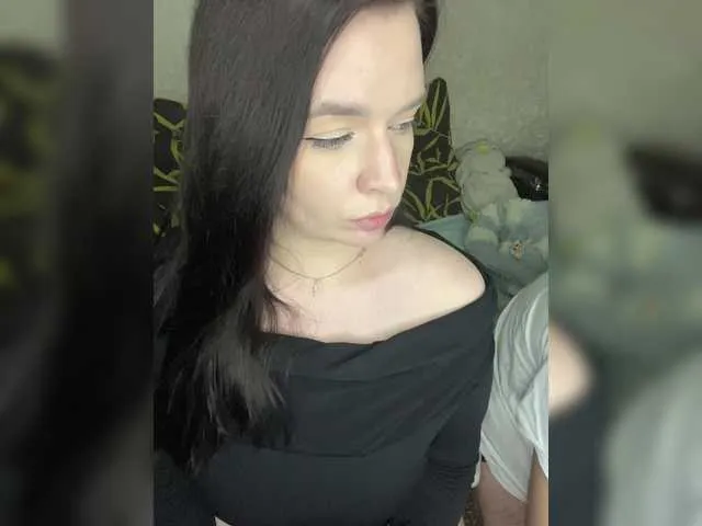 Live sex webcam photo for HellMor #291967449