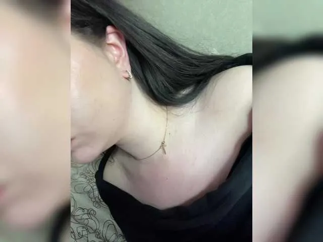 Live sex webcam photo for HellMor #291989826